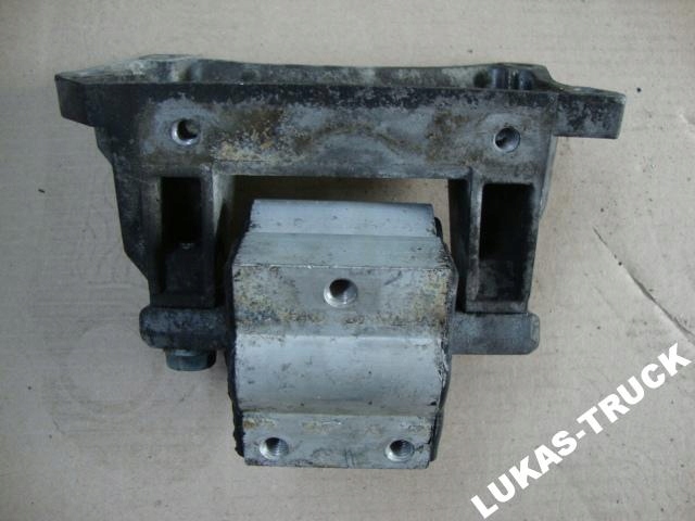 фото №1, Jeep cherokee liberty kk кронштейн кронштейн