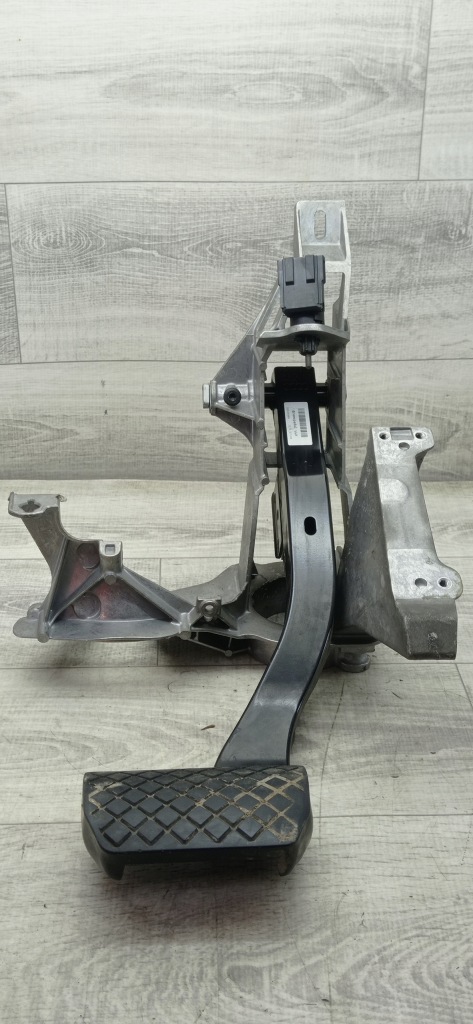 Купити Audi a6 c6 автоматична коробка передач педаль гальма 4f172117b