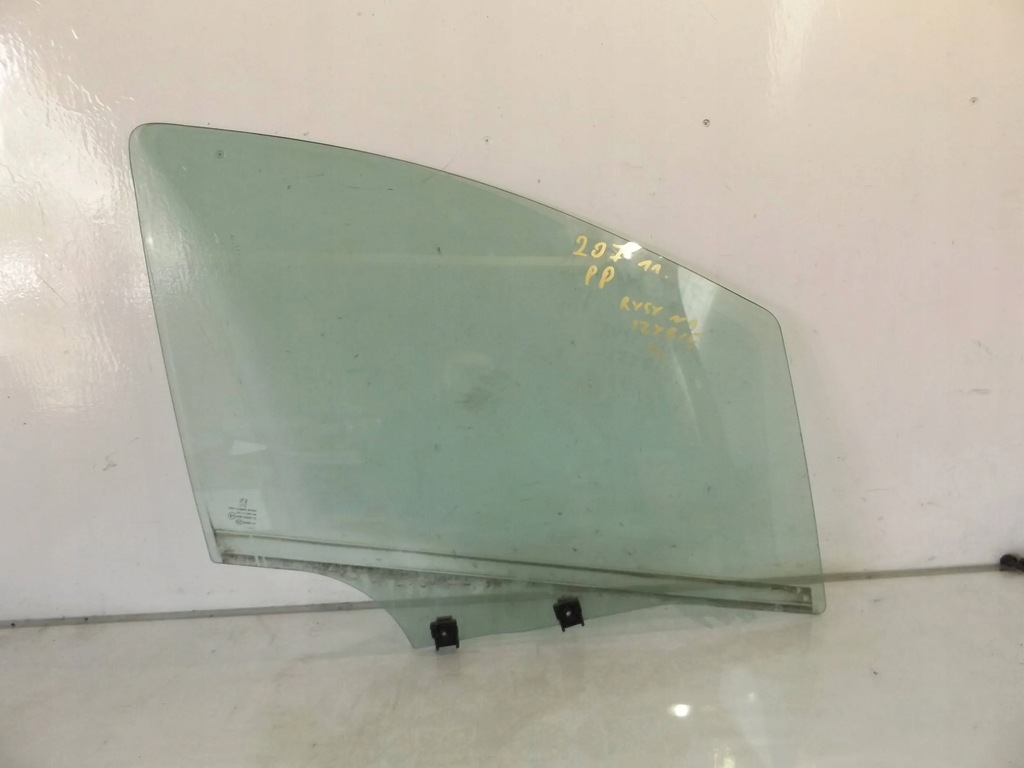фото №1, 207 5d стекло правый перед