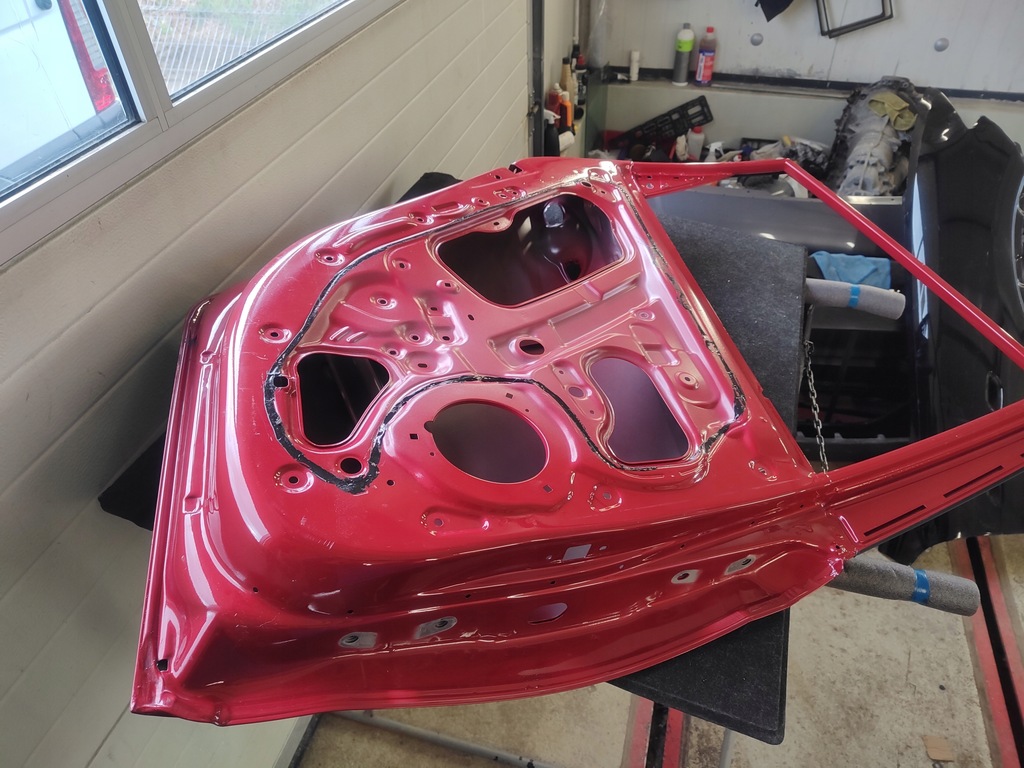 фото №13, Hyundai i20 iii - дверь задние левая красные