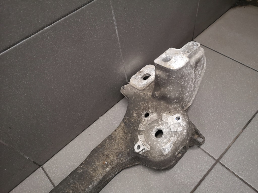 фото №8, Балка кронштейн двигателя audi a8 d3 4e0199205n