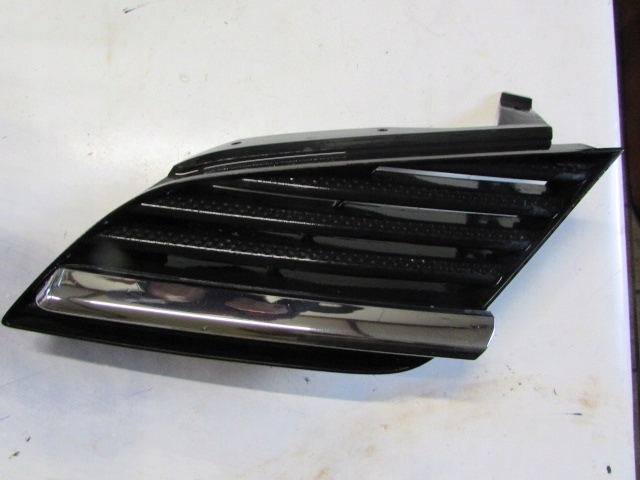 фото №1, Решётка радиатора решётка радиатора левая nissan primera p12