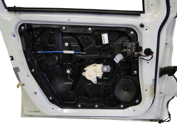 фото №1, Mercedes b klasa w246 вкладыш дверь левая передние