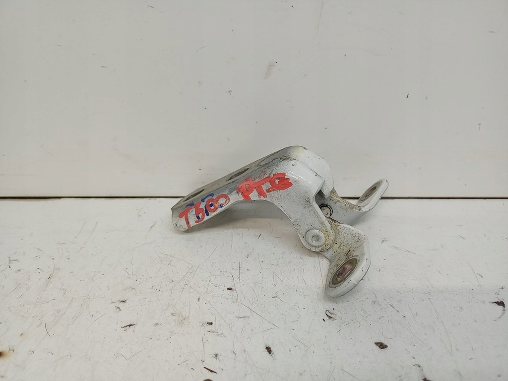 фото №1, Chevrolet aveo t300 петля дверь l/p перед задняя