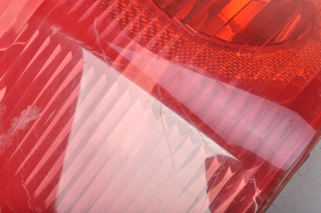 фото №4, Peugeot 307 kombi лампа левая задняя левый задняя