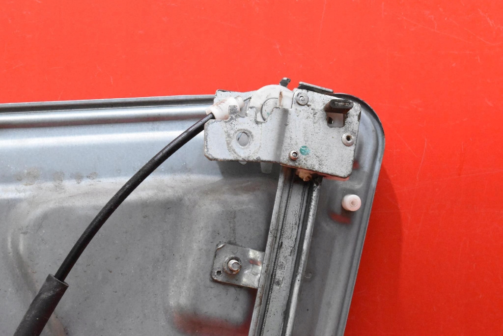 фото №6, Подъемник стекло левый перед eu p80771av611 nissan primera p12 kombi 01-08