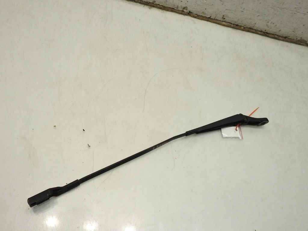 Рычаг дворники правое peugeot 5008 1 9683098980 Киев