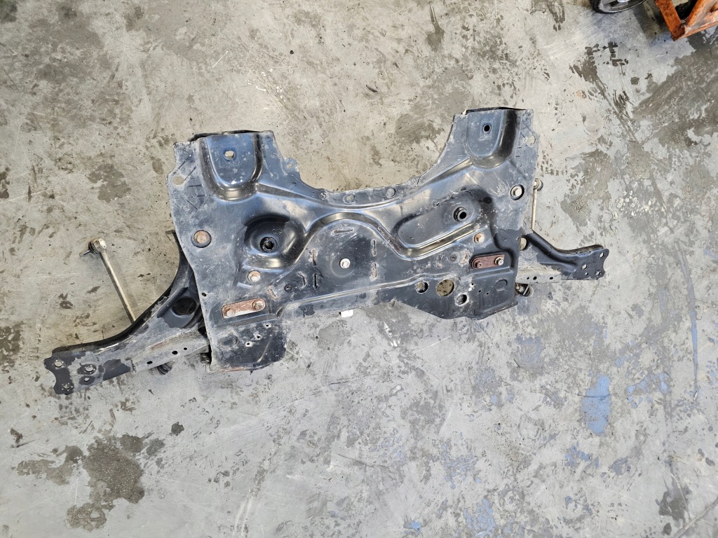 Peugeot 308 2 t9 подрамник подрамник подвеска передний с Разборки