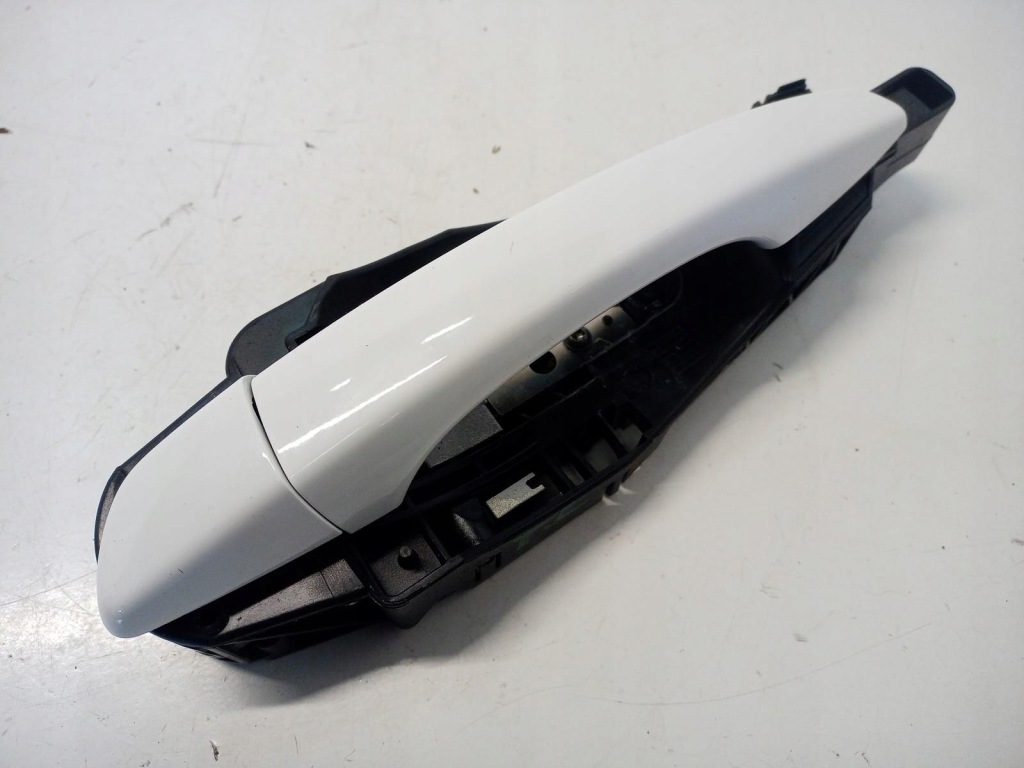 Купити Ручка двері задня ліва citroen c5 aircross