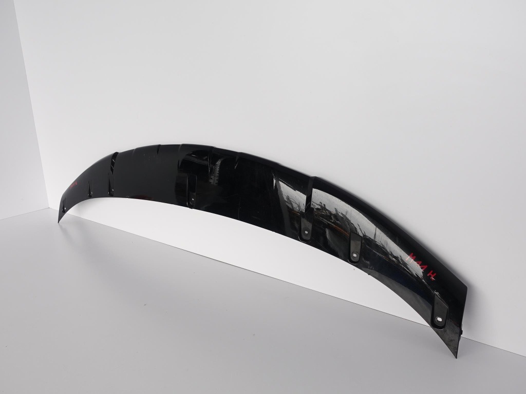 фото №10, Porsche taycan 9j1 перед спойлер бампера передний 9j0807819c