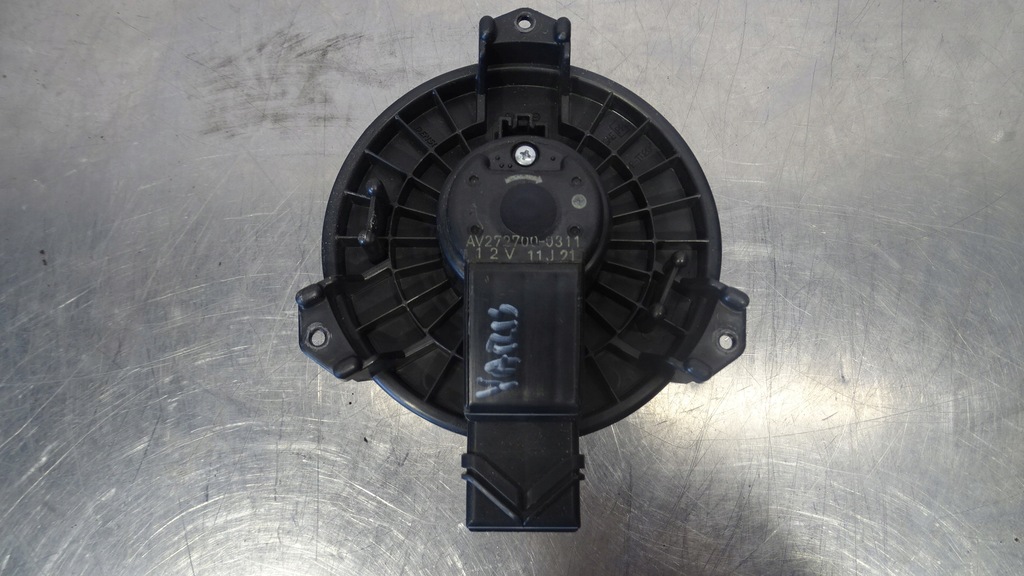 фото №1, Вентилятор обдув toyota yaris 1.4