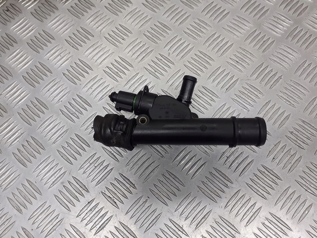 фото №1, Корпус термостата vw polo iii 1.4 tdi