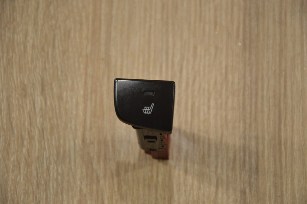 фото №1, Переключатель подогрев сиденье левый captiva lift