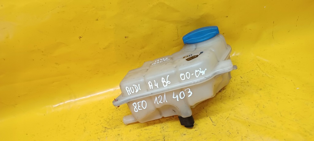 фото №1, Бак розширювальний audi a4 b6 8e0121403 00-04r
