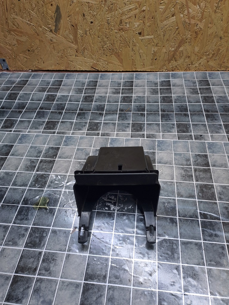 фото №1, Попільничка peugeot 307 1.4 hdi