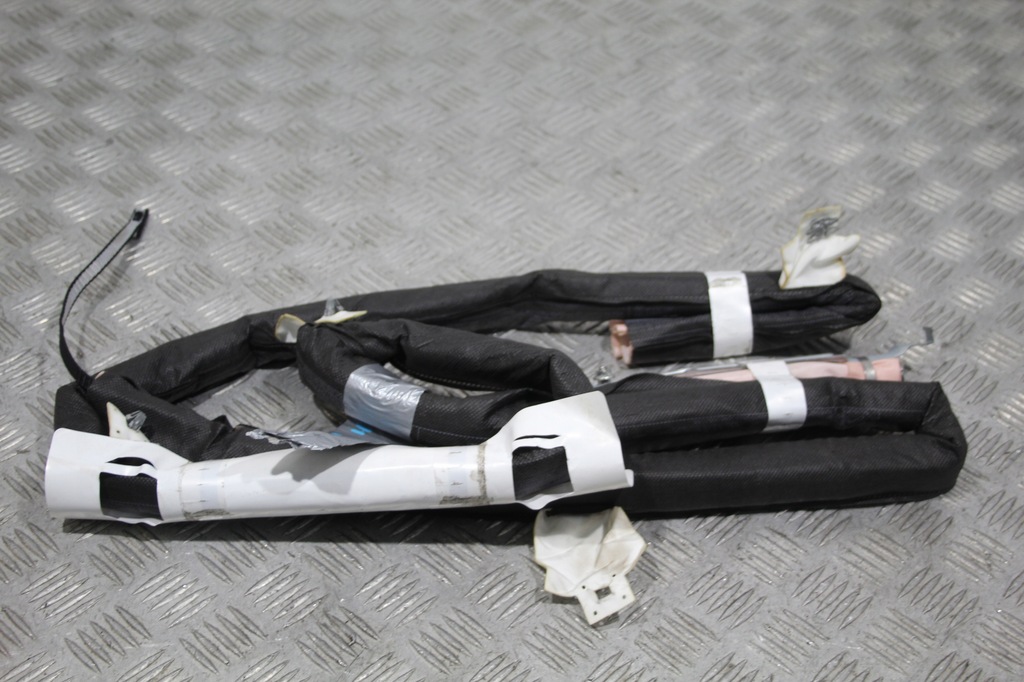 фото №1, Шторка безпеки права peugeot 5008 ii 2