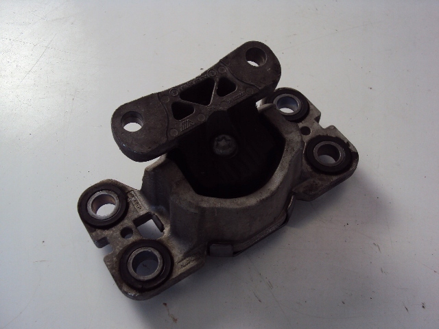 фото №1, Подушка двигателя range rover evoque i l538 2.2 td