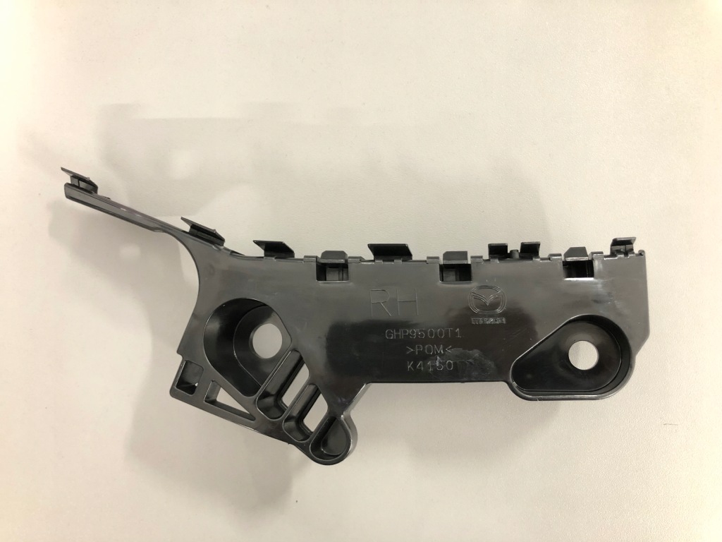 фото №1, Направляющая бампера правый перед mazda 6 gj/gl 13-20