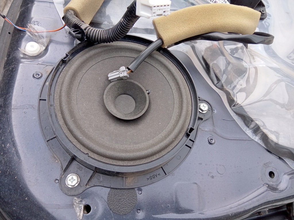 фото №1, Динамик дверь левый задняя infiniti qx70 fx30d fx35 fx37 fx50