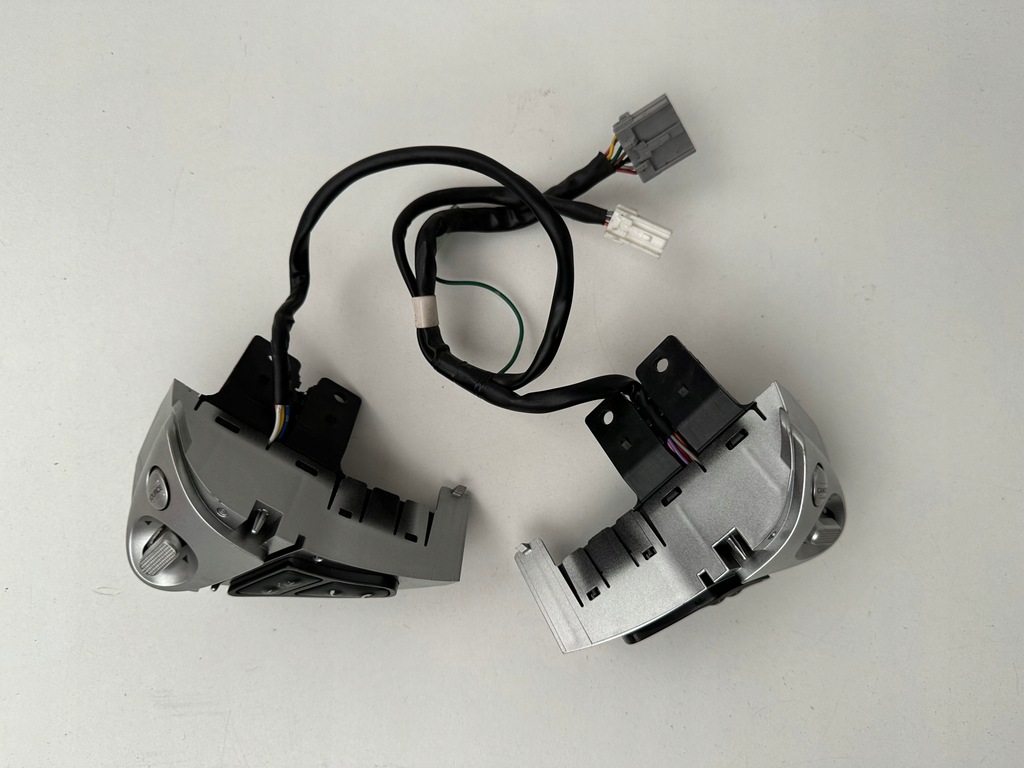 фото №8, Управление руля мультифункция переключатели nissan juke i f15