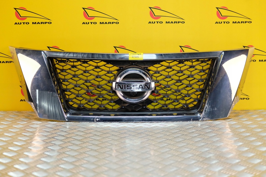 фото №2, Nissan pathfinder r52 13 решётка радиатора решётка радиатора перед камера