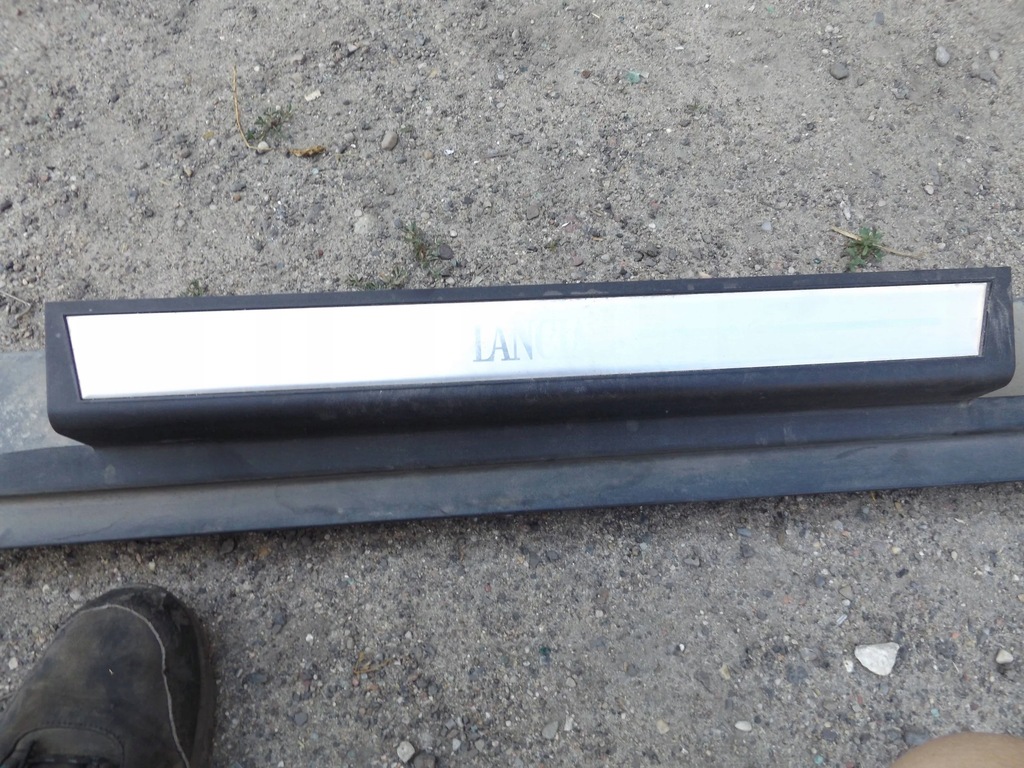 фото №9, Delta iii молдинг порог левая