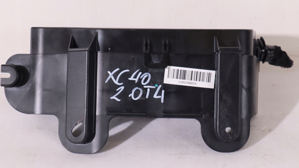 фото №7, Volvo xc40 2.0 t4 коробка предохранителей 31473883
