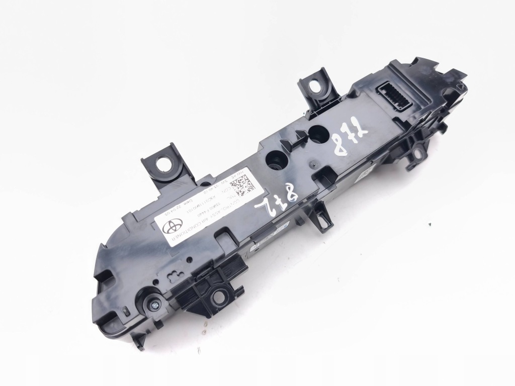 Toyota c-hr 1 панель кондиціонера 2022 55900f4440 Київ