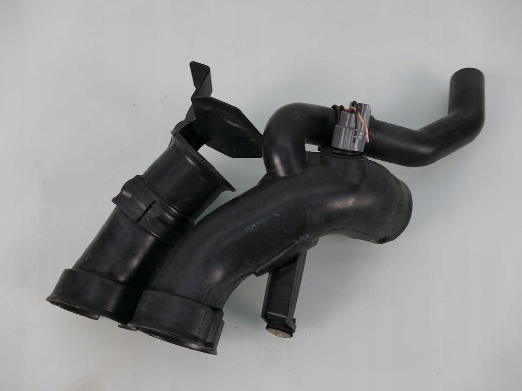 фото №1, Nissan almera tino 2.0 шланг воздуха датчик