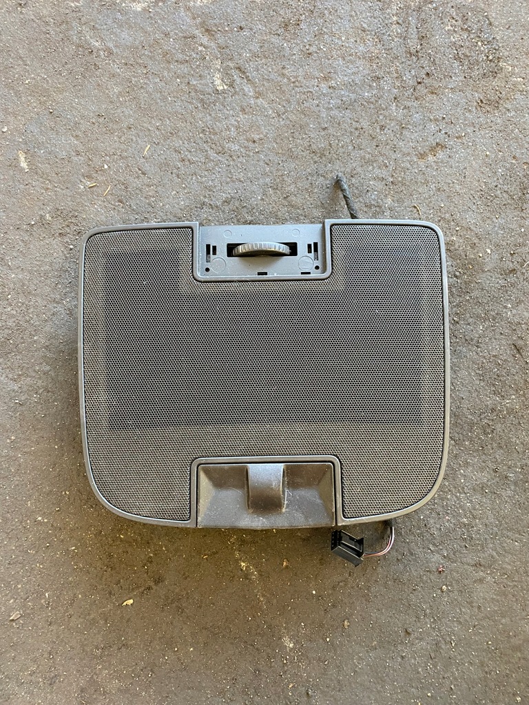 фото №1, Vw golf plus v решётка средняя 5m0819153a