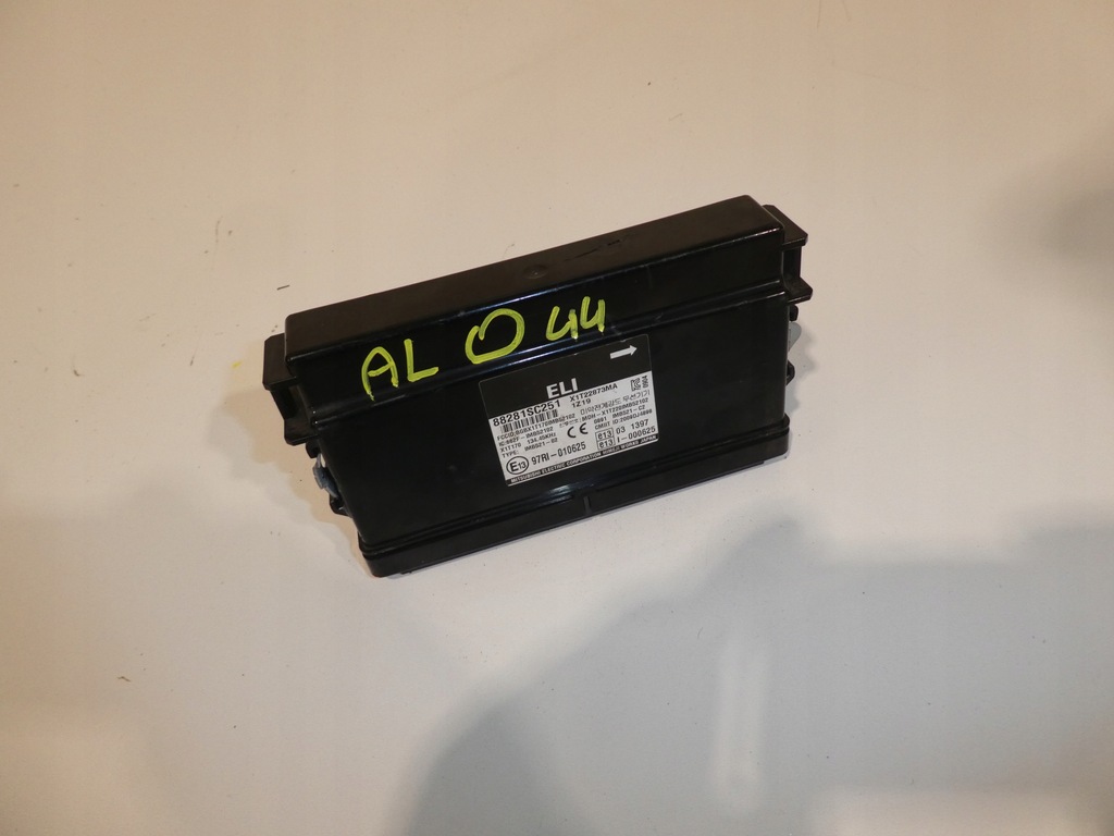 фото №1, Subaru forester iii модуль блок управления ecu 88281sc251