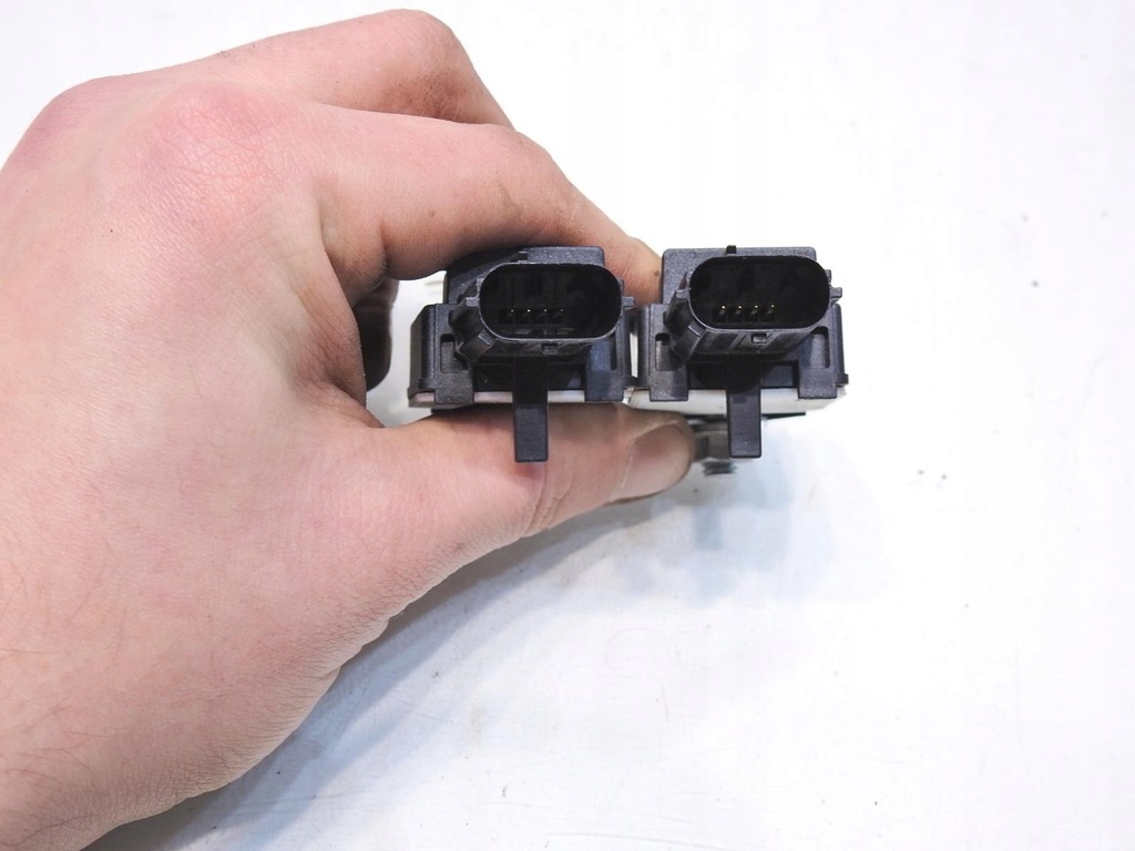 фото №6, Датчик ударный toyota aygo i 89831-02020