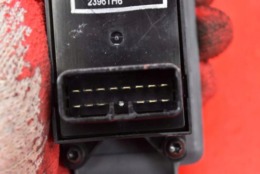 фото №7, Панель керування вікон eu mr587959 mitsubishi colt 6 vi z30 02-09