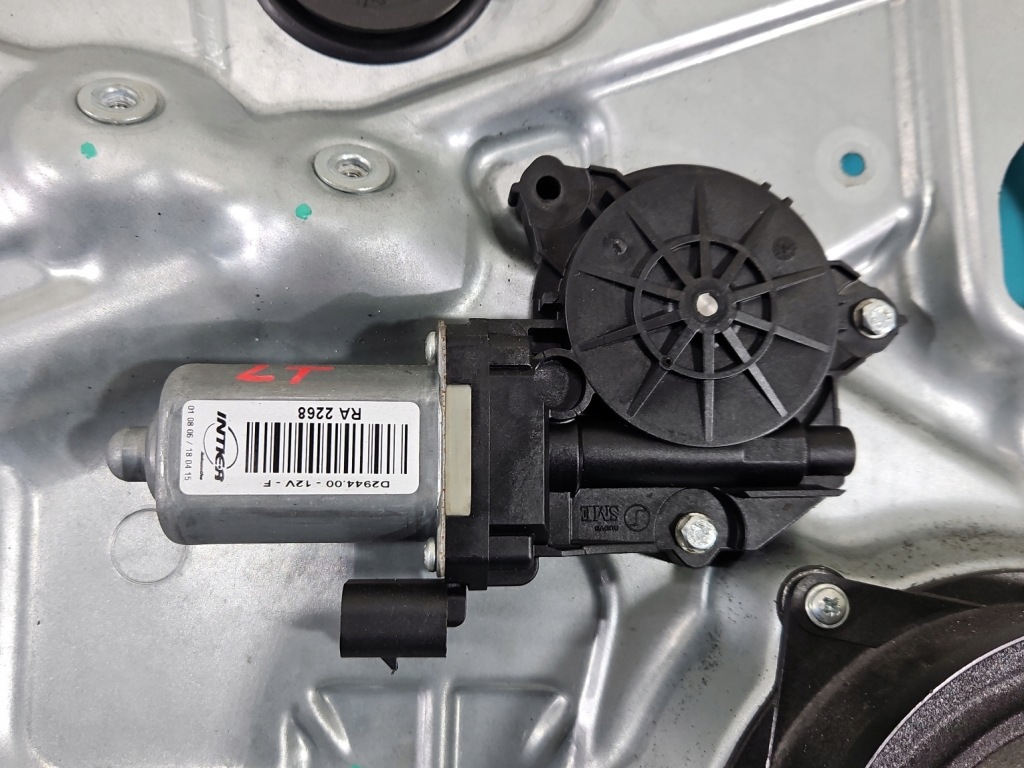 фото №2, Подъемник задняя левый alfa romeo 159 m10139a00 kombi 2 pin