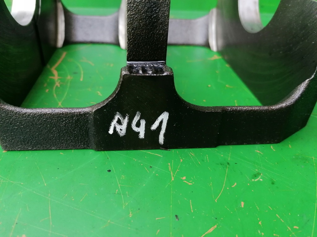 Основание вала коленчатого audi a6 c6 2.7 tdi bpp 180 Киев