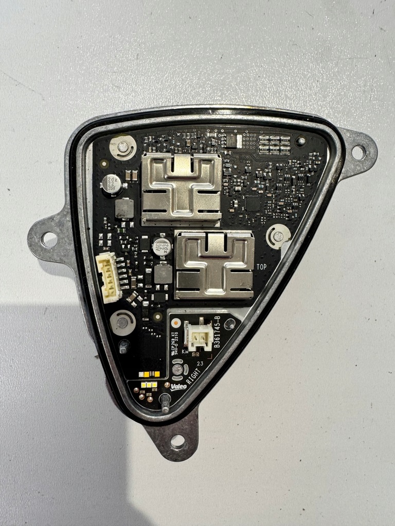 фото №1, Volkswagen t-rock перетворювач модуль лампи світла valeo b361745