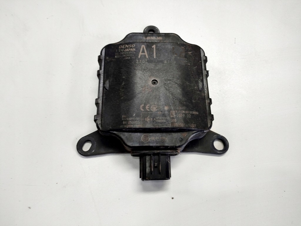 фото №1, Датчик датчик мертвого pola lexus ux 250h f sport 88162-76010