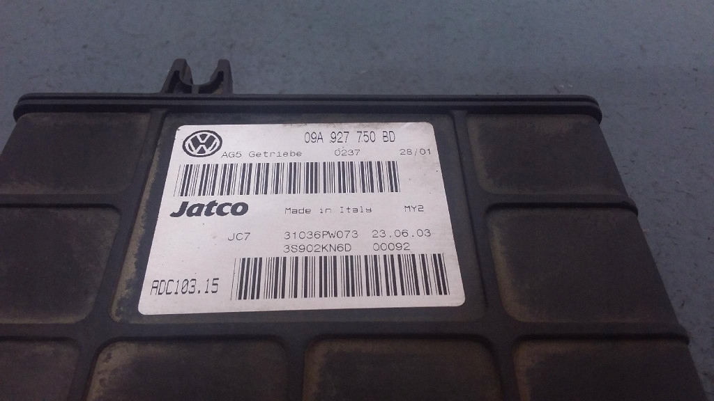 Vw jetta iv 1.8t блок управления коробки передач 09a927750bd adc103.15 Недорого