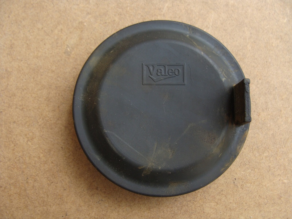 фото №1, Заглушка кришка лампи relfketora перед dacia sandero ii lift clio iii