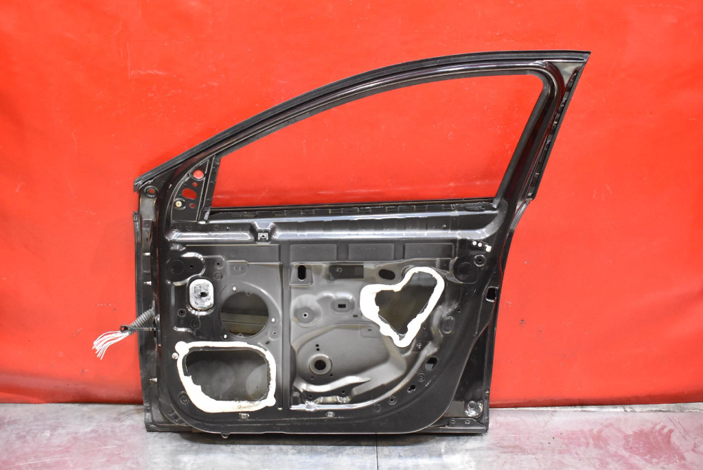 Двері праве перед передні чорні renault fluence 1 1 09-13 Оригінал