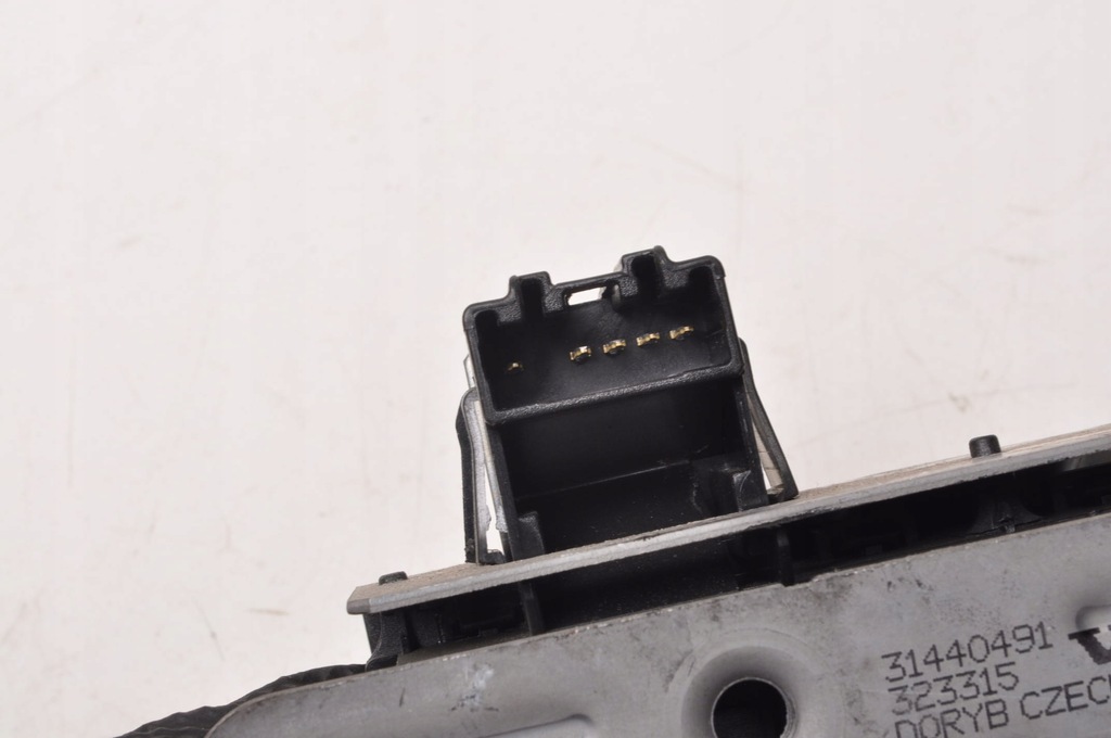 фото №6, Volvo v70 iii xc70 ii замок багажника кришки 31440491