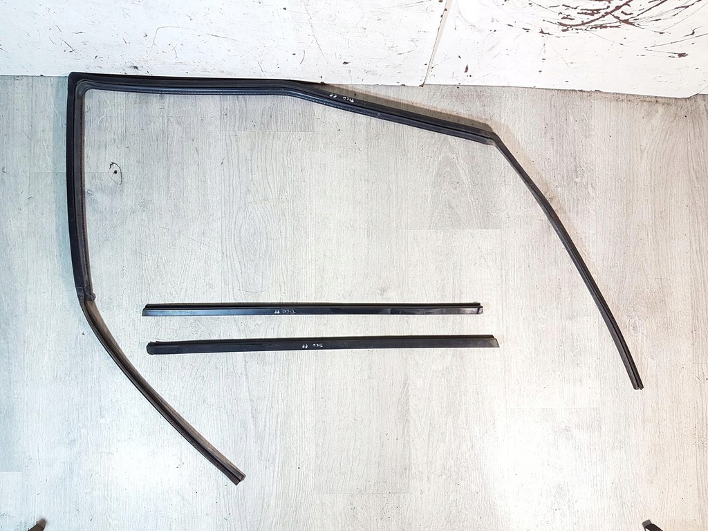 фото №1, Ущільнювачі скло двері kpl перед правий daewoo tico