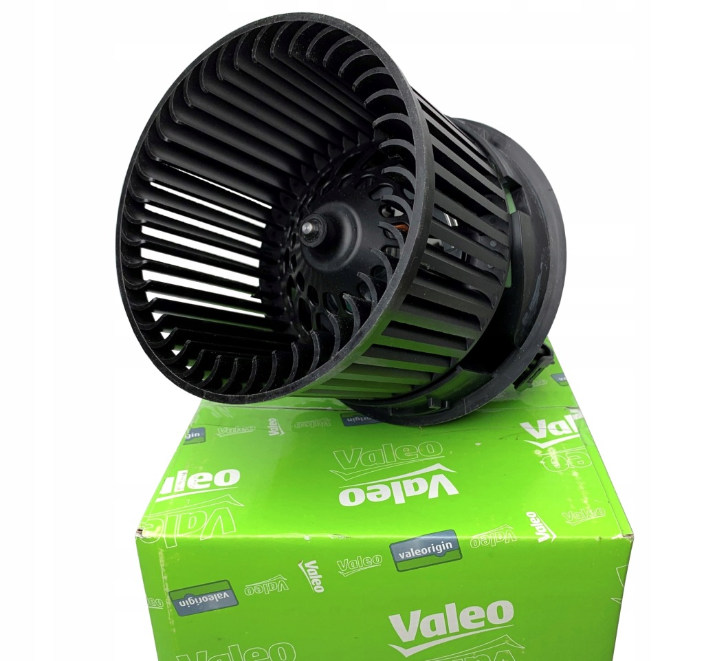 Купить Двигатель вентилятор peugeot 2008 2013 - 2020