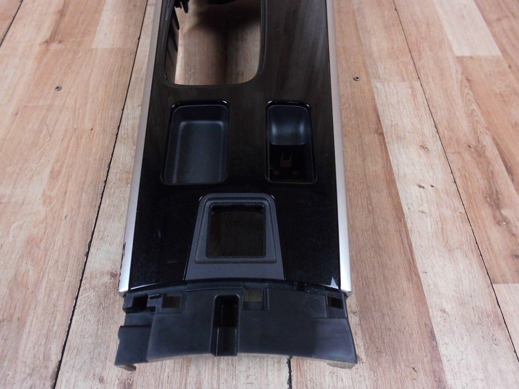 фото №7, Mitsubishi outlander iii накладка тунель середній