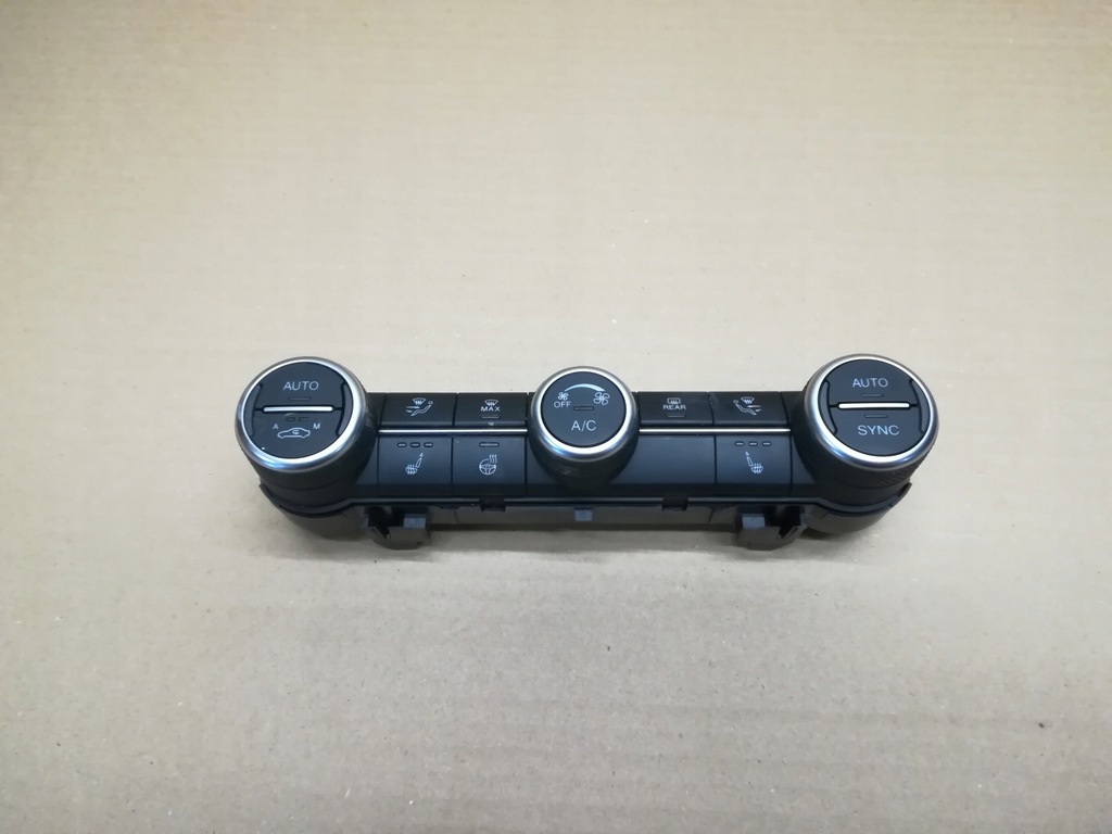 фото №1, Alfa romeo stelvio 2.0 t панель керування