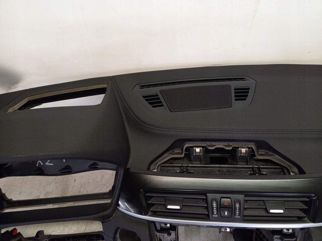 фото №6, Консоль панель приладів 2x подушка безпеки 4x ремені bmw x2 f39 m-pakiet проекційний дисплей