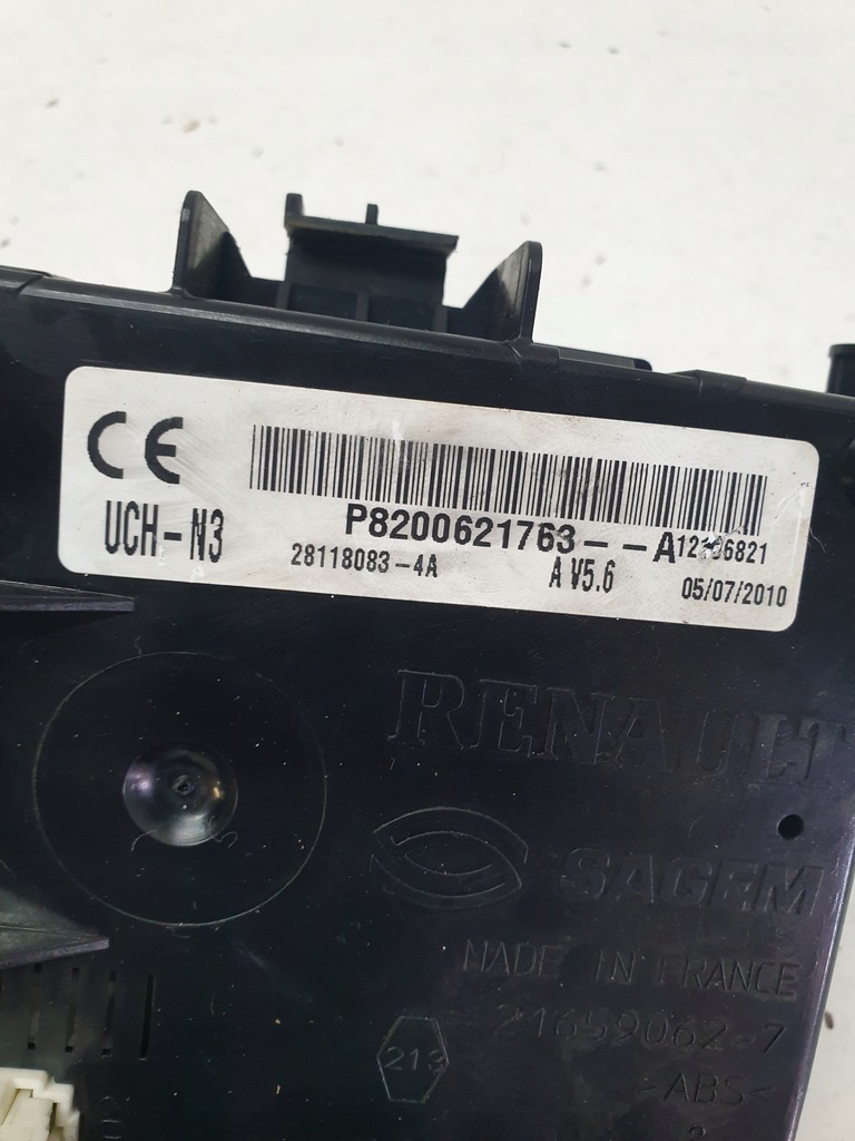 фото №4, Модуль uch renault clio ii p8200621763a