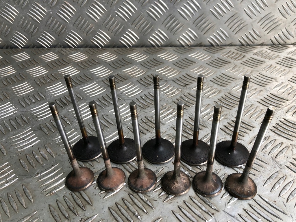 фото №1, Mercedes w221 5.0 5.5 550 500 клапан клапани