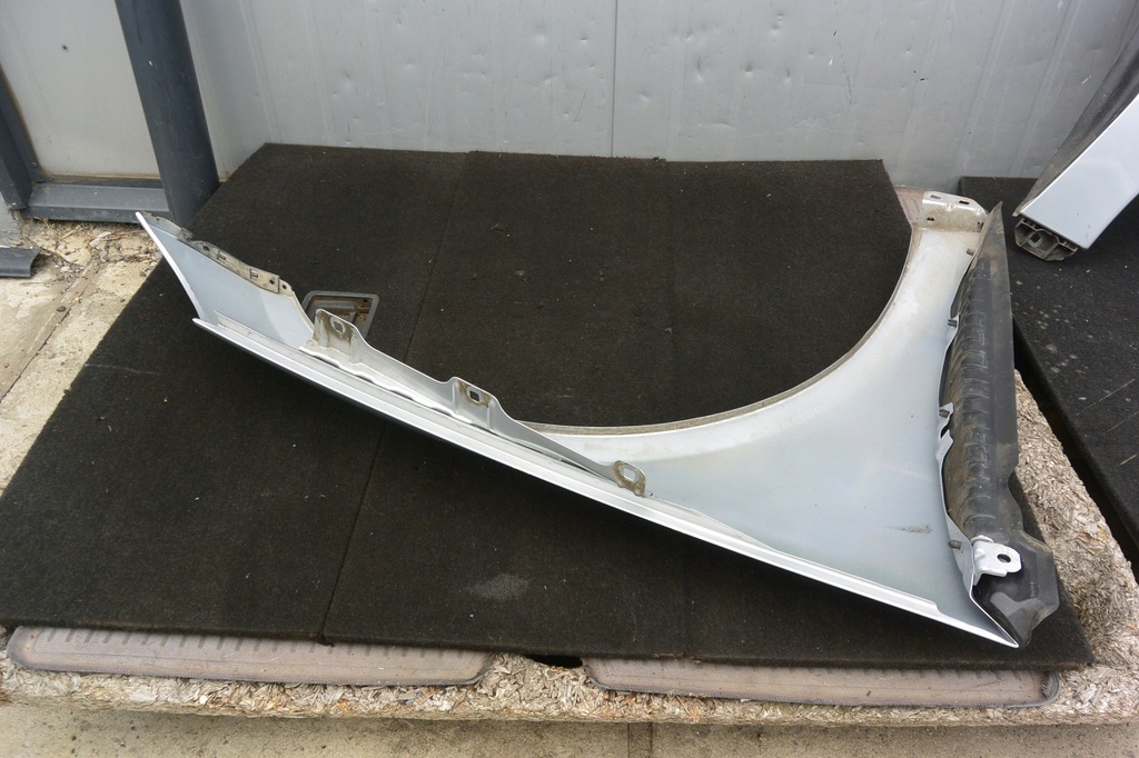 фото №13, Крыло левый перед mercedes r-klasa w251 775 c775