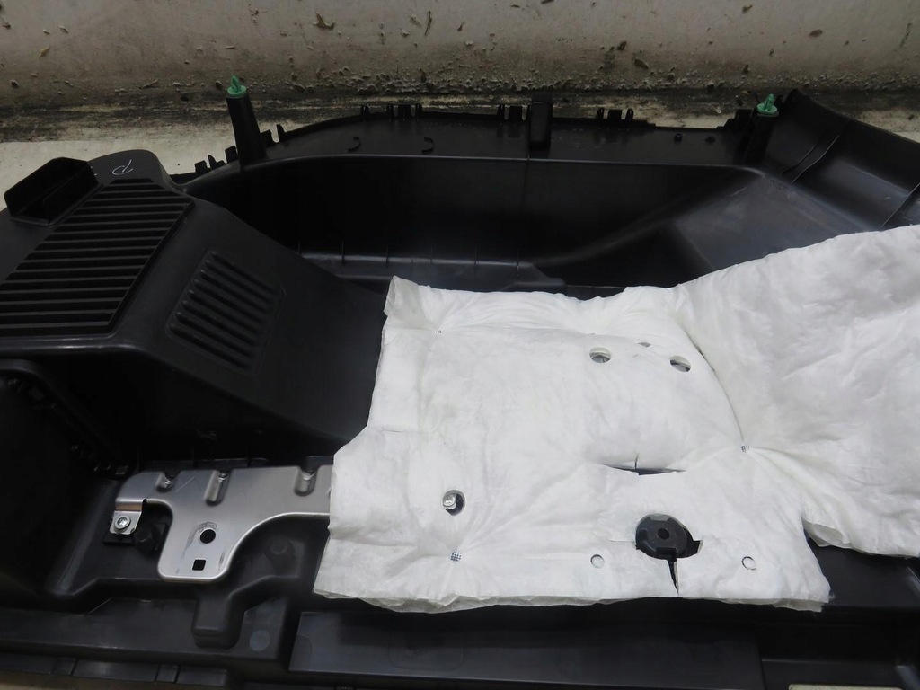 фото №6, Обшивка багажника правый x-trail iii t32